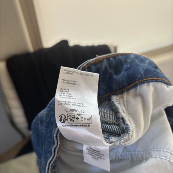 Pilcro Wide Leg Cuff Jeans - Picture 4 of 8